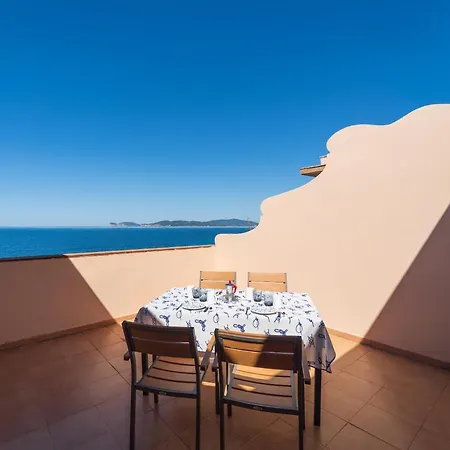 Sea Front Terrace Marco Polo Апартаменты *