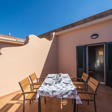 Sea Front Terrace Marco Polo Апартаменты Альгеро